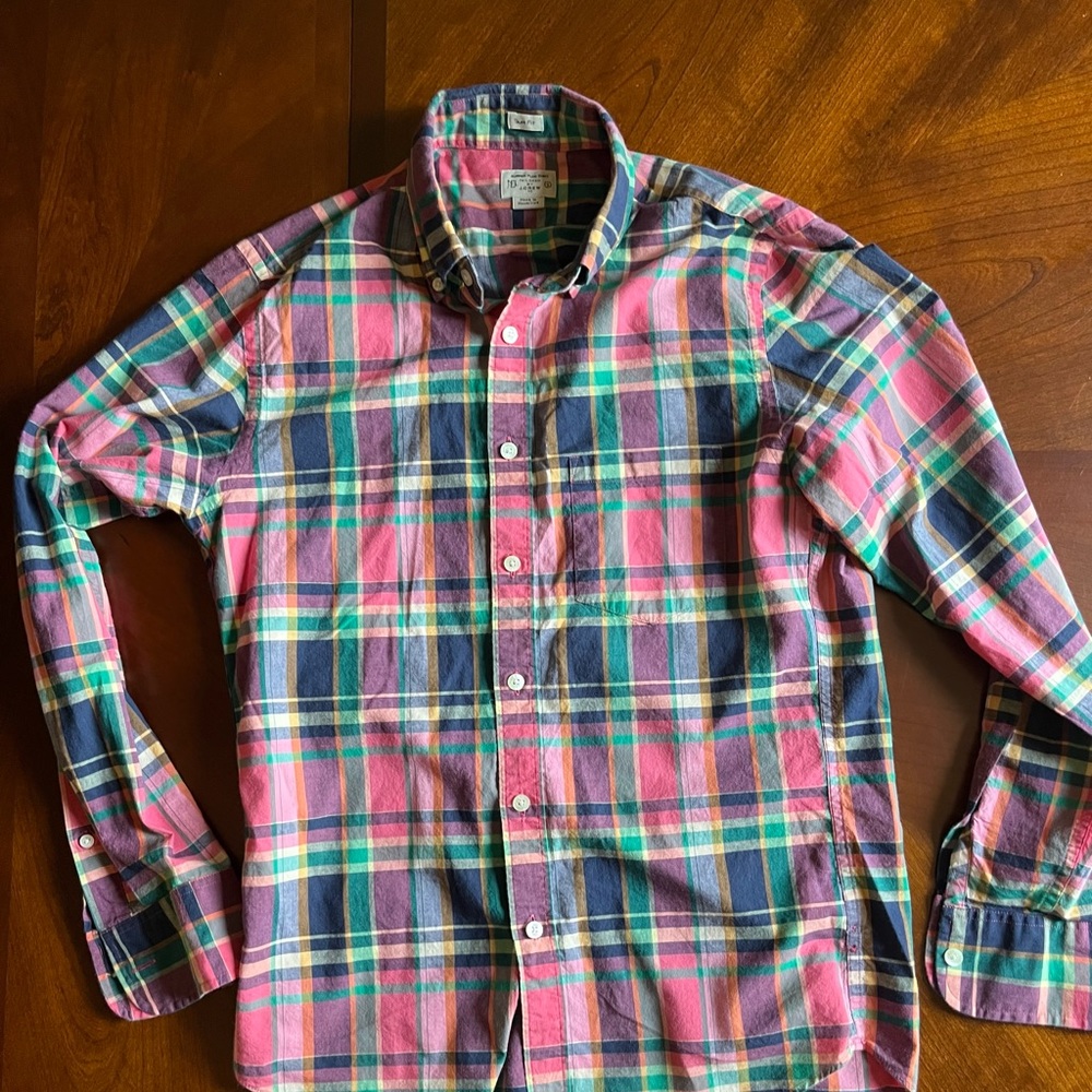 Men’s summer casual button up shirt good condition